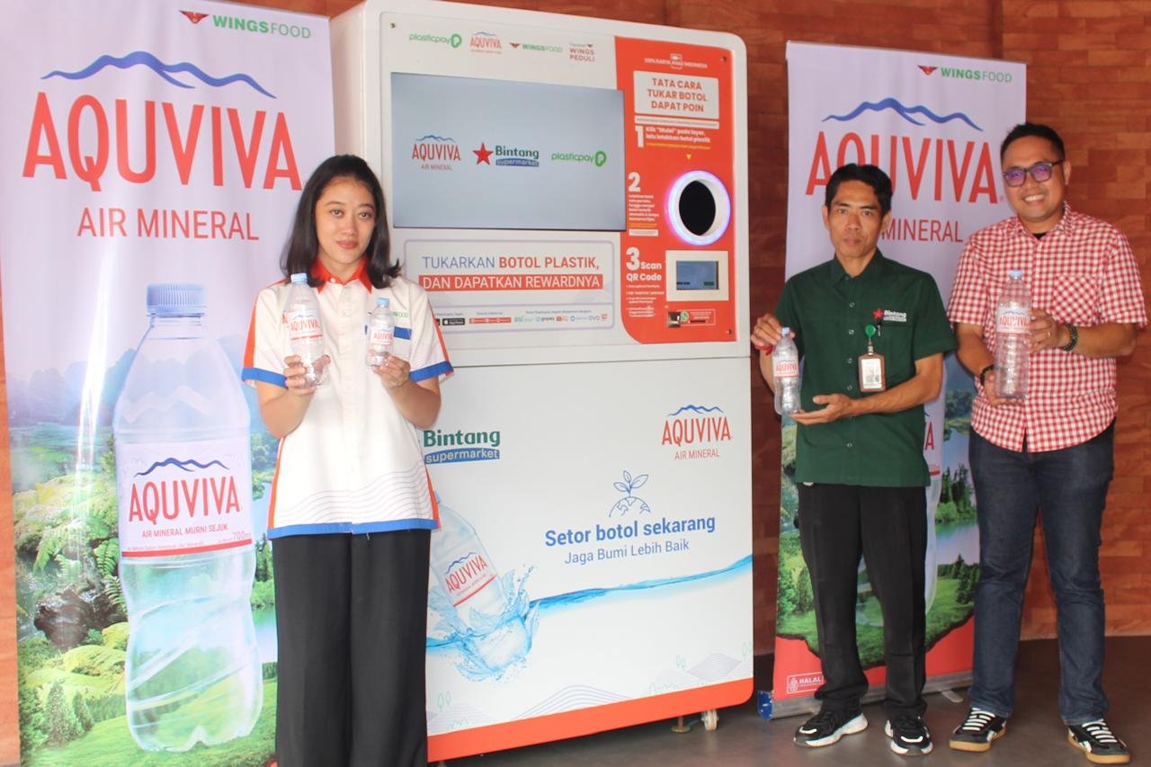 AQUVIVA Hadirkan Reverse Vending Machine Pertama di Bali, Gandeng Plasticpay dan Bintang Supermarket