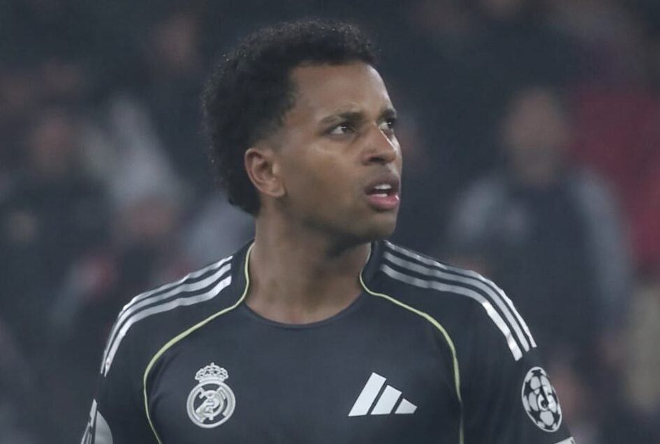 Dwigol Mbappé Tak Cukup Selamatkan Madrid, Benfica Menang 4–2