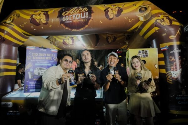 Ello dan Oki Rengga menyoroti ledakan bakat seniman Sumatera Utara lewat panggung kreatif nasional yang membuka akses bagi talenta daerah.