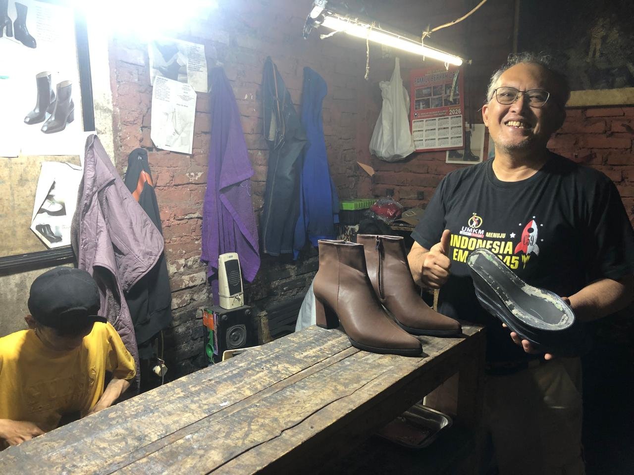 Dari Cibaduyut ke Pasar Premium, IrvShoes Konsisten dengan Handmade