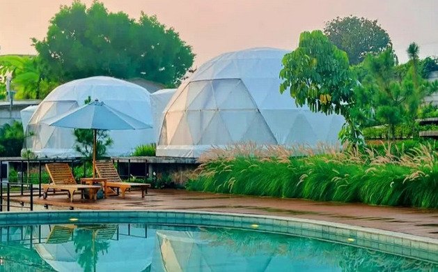 Lenirra Villa and Resto, Staycation Bernuansa Ubud Bali di Kaki Gunung Salak Bogor