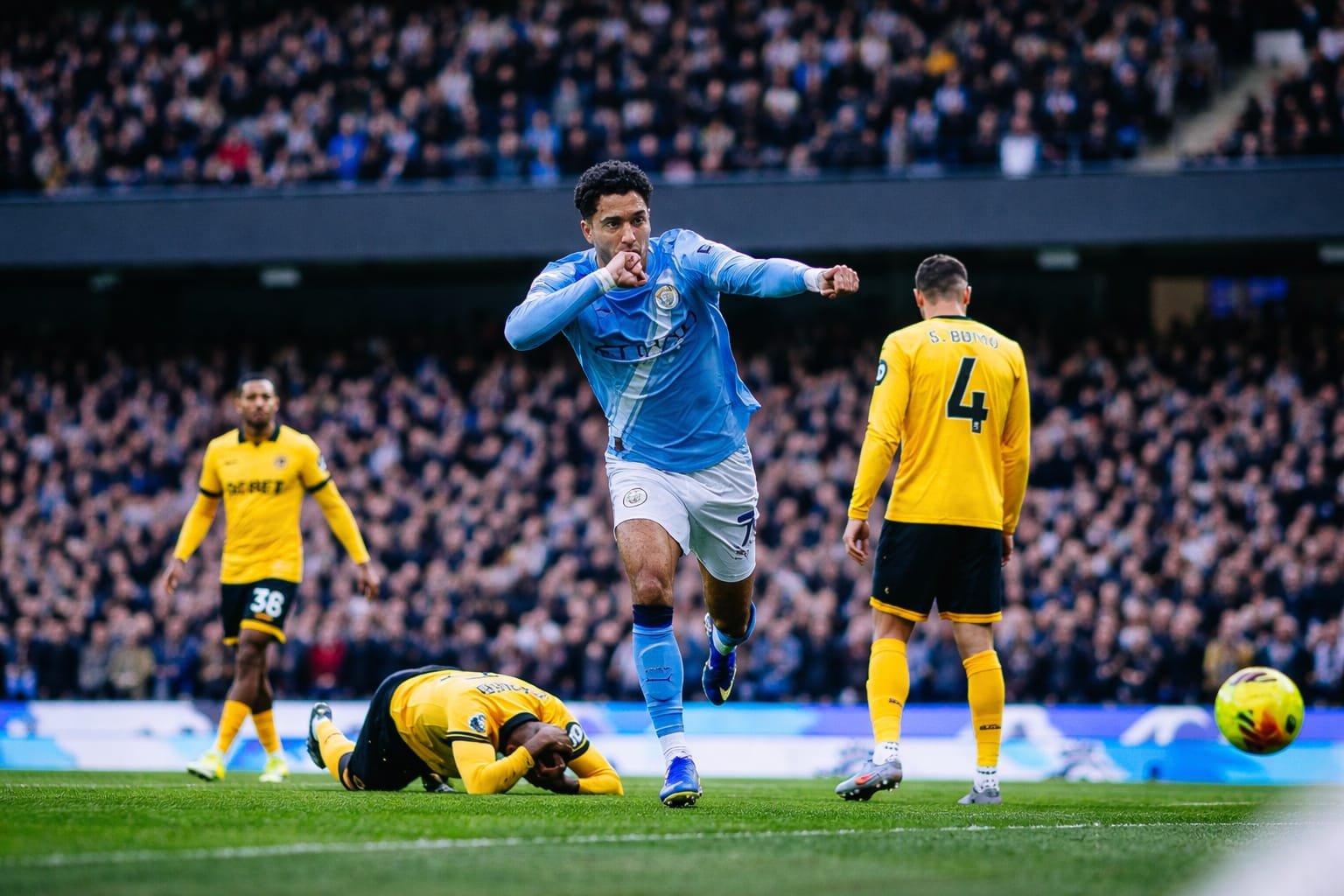 Gol Cepat Jadi Kunci, Manchester City Taklukkan Wolves 2–0
