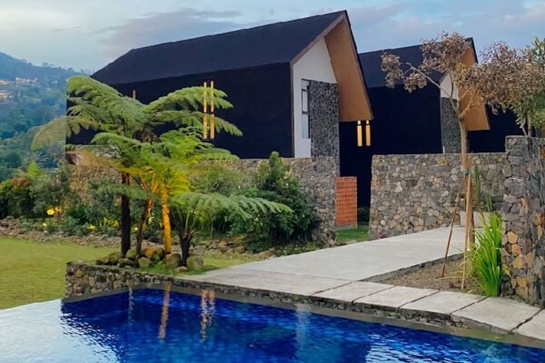 Staycation Rame-Rame di Bogor? Villa Lenirra Cijeruk Tawarkan Suasana Private & Estetik
