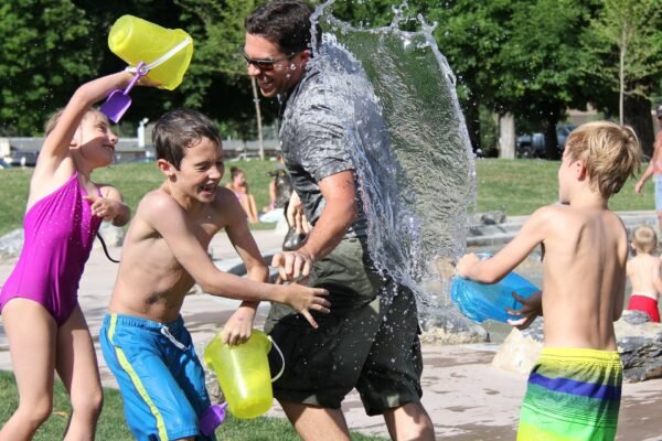 9 Ide Liburan Bareng Keluarga yang Seru dan Berkesan untuk Anak
