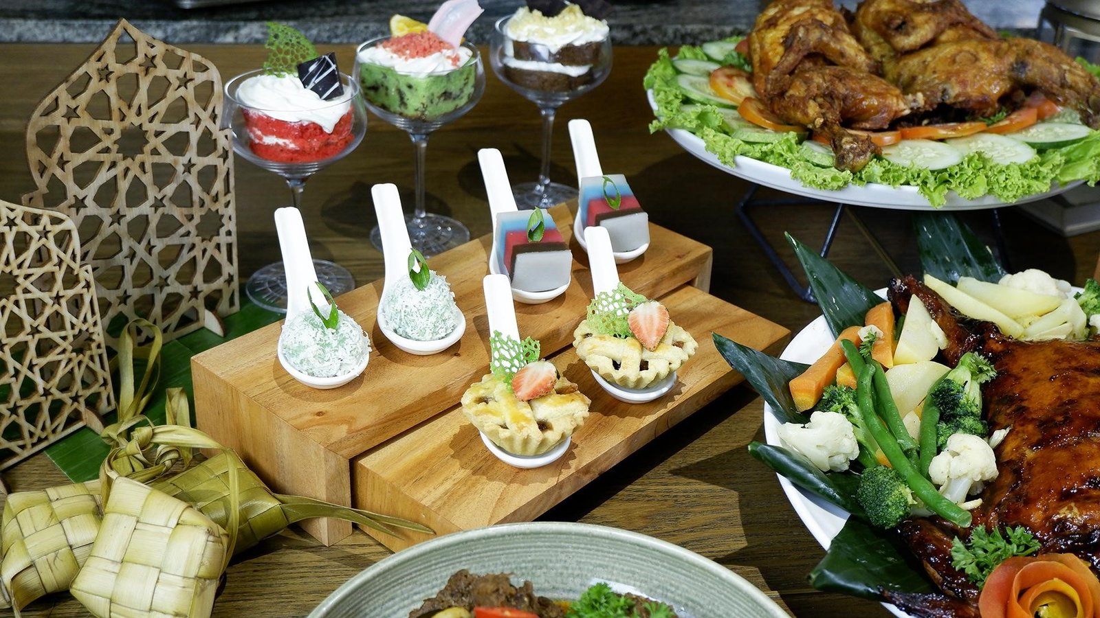 Promo Iftar Terjangkau di Swiss-Belinn Wahid Hasyim, Ada Hadiah Staycation & Tiket Whoosh