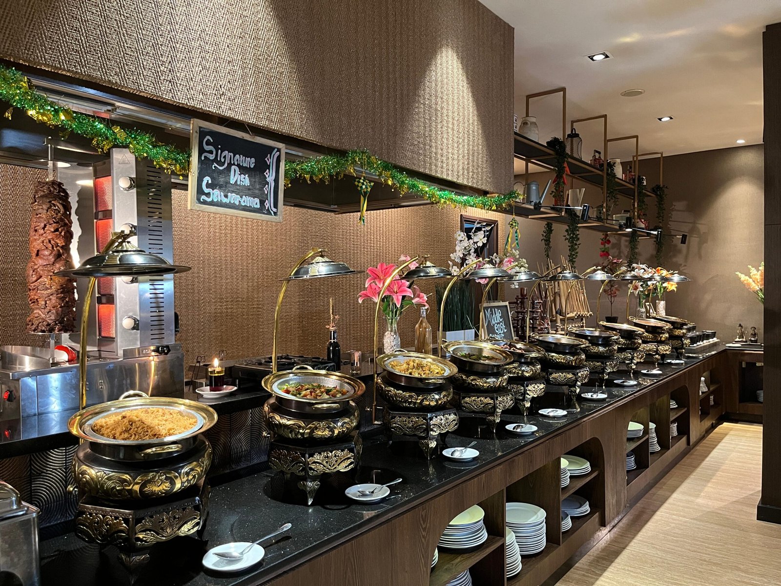 Tak Hanya Buffet, Luminor Jakarta Kota Bagi-bagi Umroh Saat Iftar Ramadhan