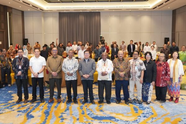 Cenderawasih dan Kura-kura Moncong Babi Masih Bertahan, Ini Temuan Riset IPB–TSE