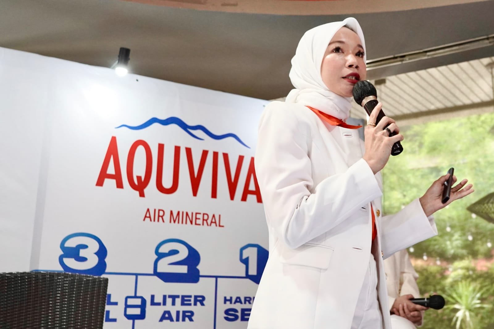 AQUVIVA Luncurkan Kampanye 3–2–1, Panduan Sederhana Penuhi Kebutuhan Cairan Harian