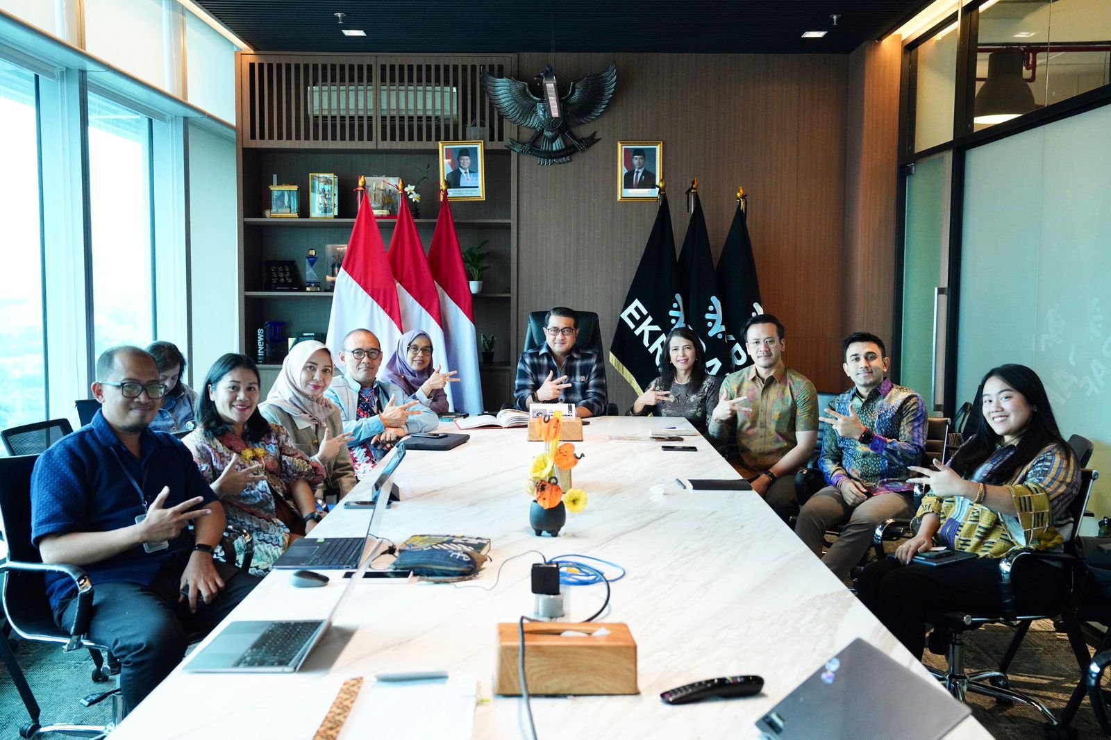 Tumpeng Naik Kelas: Menteri Ekraf Targetkan Jadi Identitas Global dan Penggerak UMKM