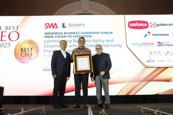 Presiden Direktur Bina Pertiwi Raih Penghargaan Indonesia Best CEO Awards 2025