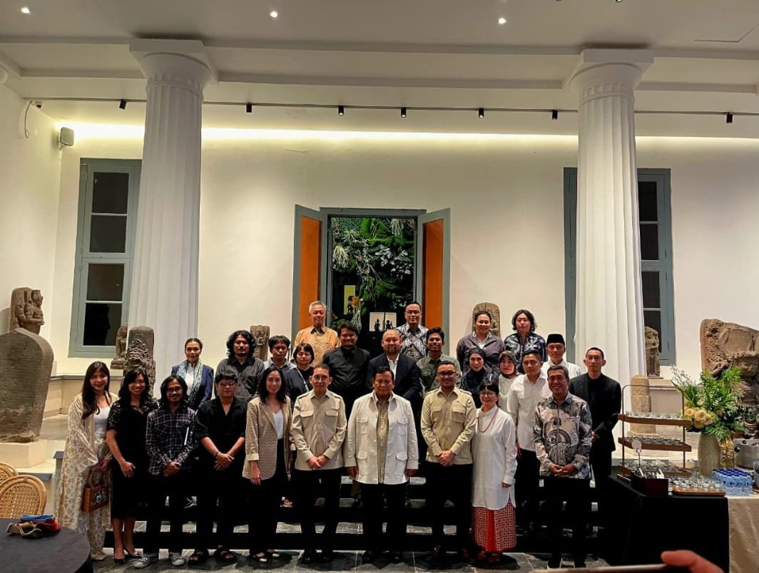 Di Tengah Ramadan, Prabowo Tinjau Java Man di Museum Nasional