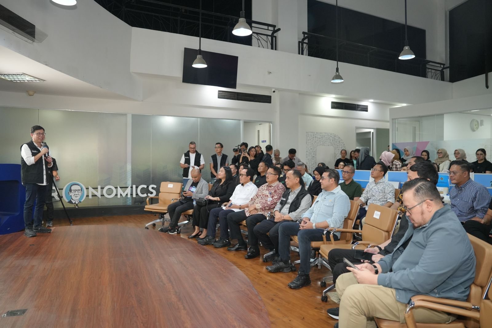 Ekonomi Kreatif Melaju, Investasi Tembus Rp183 Triliun dan Lampaui Target