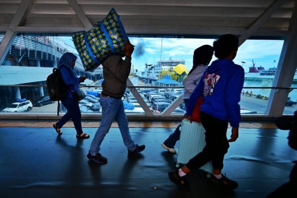 Kemenhub Catat Lonjakan Penumpang Lebaran 2026 Tembus 10 Juta Orang