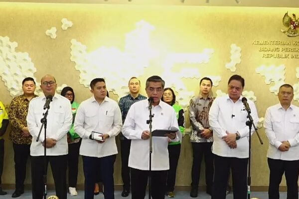 THR 2026 Harus Cair Maksimal H-7 Lebaran, Ini Aturan Resmi Menaker