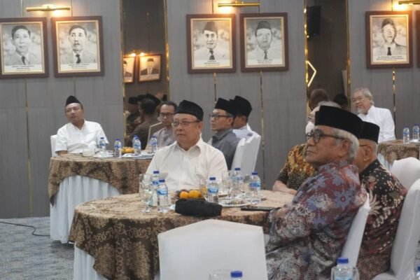 Alumni HMI Yogyakarta Kumpul di Bukber YAI 2026, Soroti Peran Wakaf dalam Ekonomi Syariah