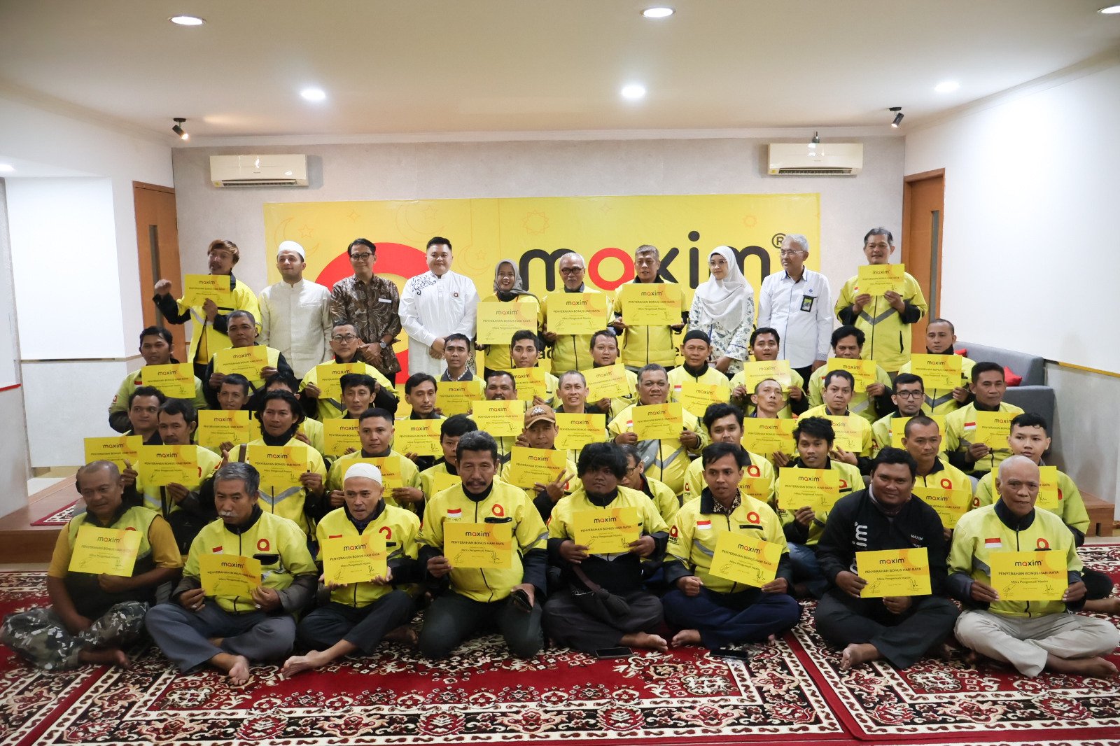 Lebih dari 50 Ribu Driver Terima Bonus Hari Raya dari Maxim