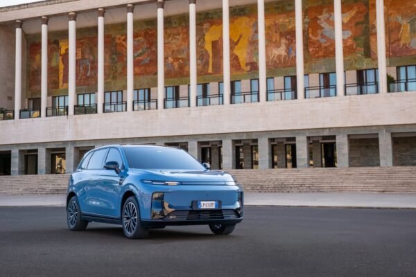 Leapmotor million club