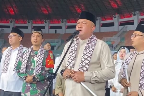 Takbiran Meriah di Stadion Pakansari, Rudy Susmanto Bangga dengan Warga
