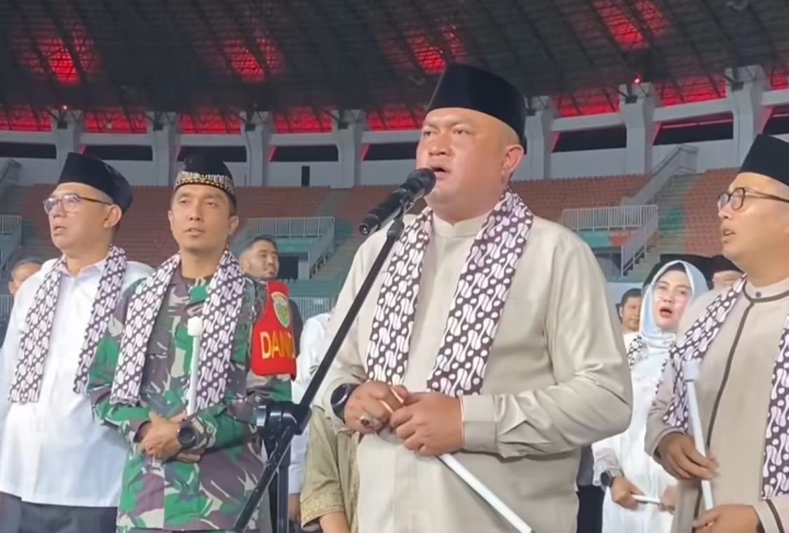 Takbiran Meriah di Stadion Pakansari, Rudy Susmanto Bangga dengan Warga