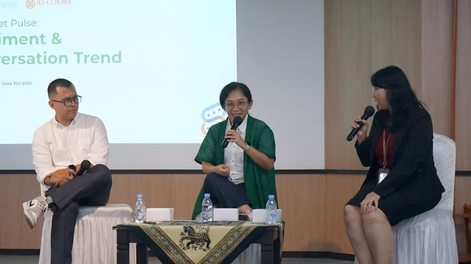 Bukan Sekadar Data, Ini Cara Riset Mengubah Rasa Penasaran Jadi Insight