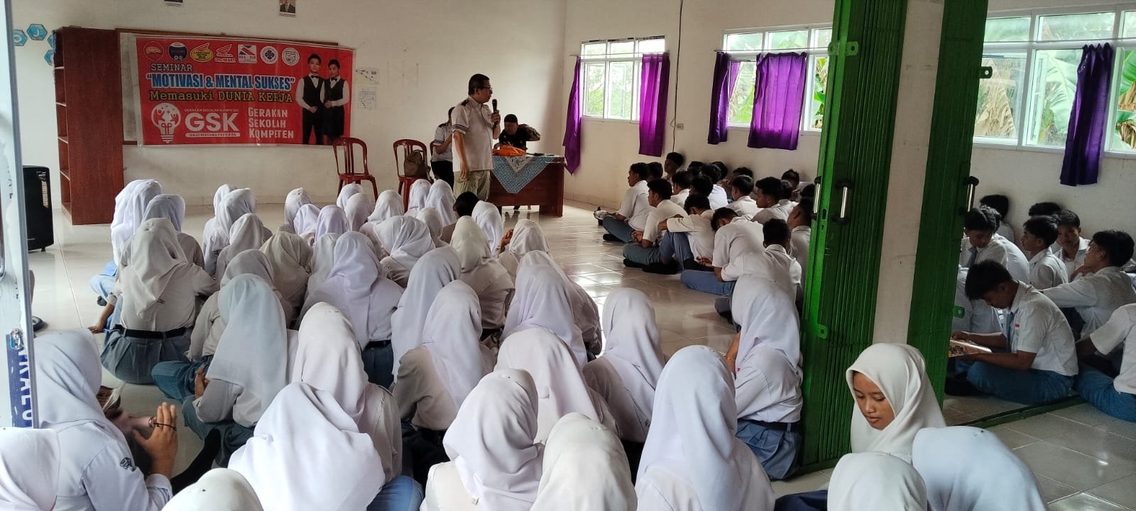 Ratusan Siswa SMKN 1 Banjar Margo Dapat Bekal Karier dari Aero Astra Akademia