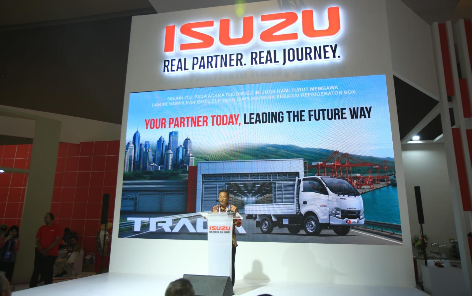 Isuzu Traga AC Meluncur di GIICOMVEC 2026, Fokus pada Kenyamanan dan Produktivitas
