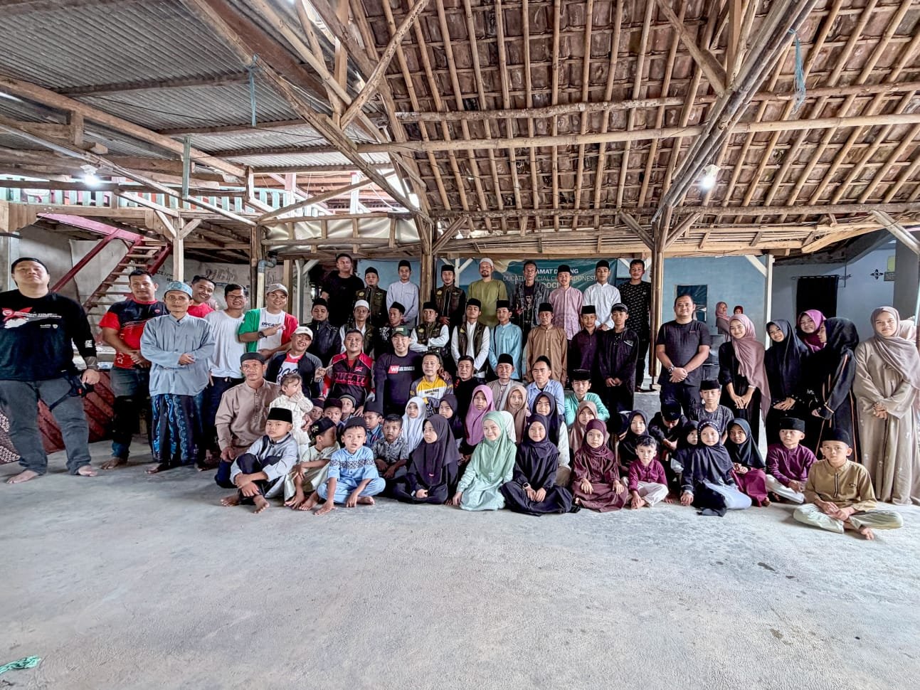 Dari Kandang Ayam Jadi Pesantren, Aksi Komunitas Ducati Official Club Indonesia Ini Bikin Haru!