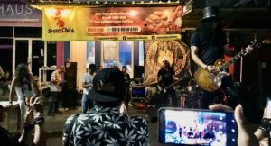 Halal Bihalal Rasa Konser Rock! Jakarta Rockers Club Sukses Guncang Bekasi