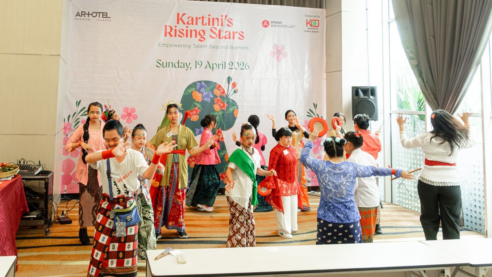 Kisah Haru di Hari Kartini, ARTOTEL Harmoni Jakarta Angkat Talenta Anak Disabilitas