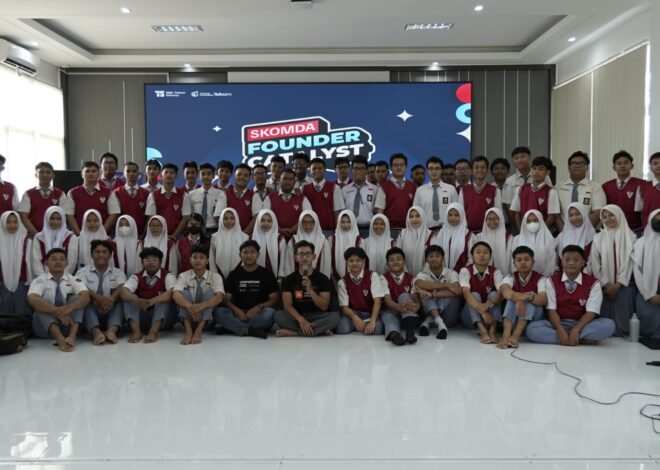 Siswa SMK Telkom Sidoarjo Kembangkan Solusi IoT, Siap Jadi Problem Solver Digital