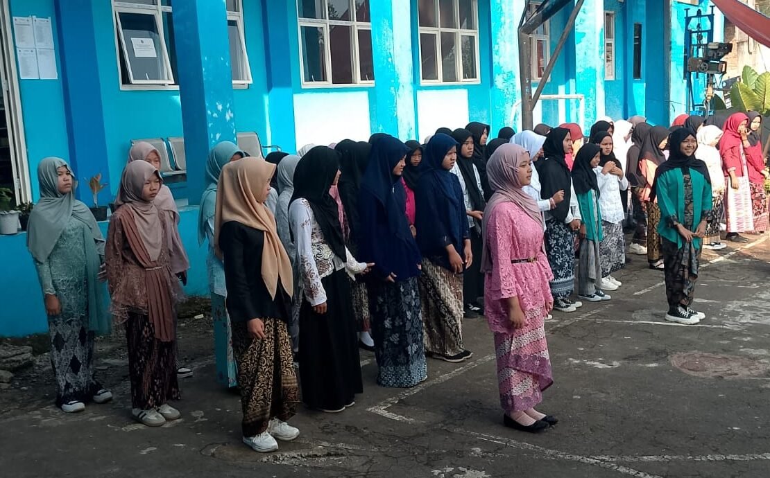 Peringati Hari Kartini, SMP dan SMK Triwijaya Ajak Siswa Berani Bermimpi