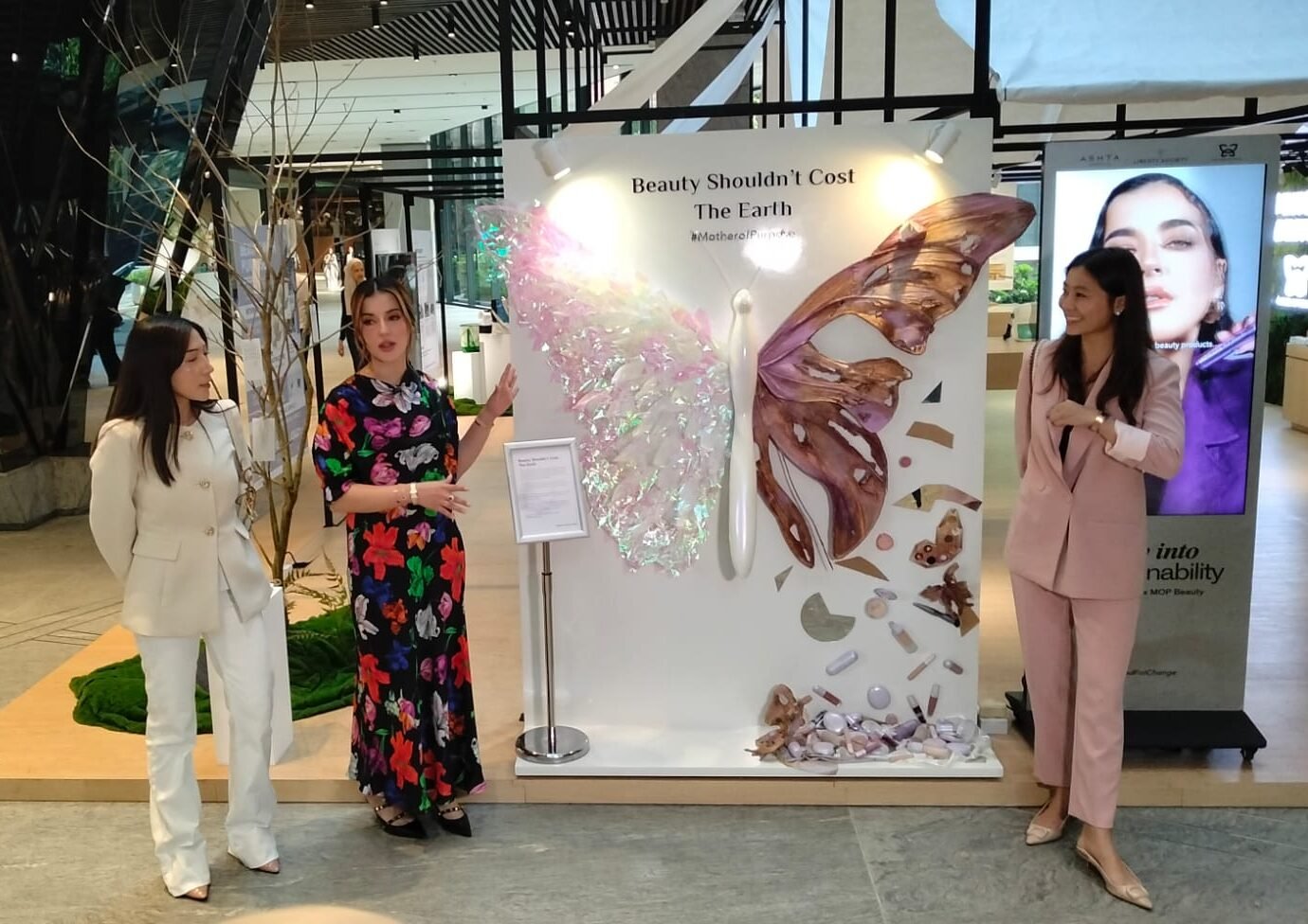 Dari Limbah Jadi Karya: Gerakan Hijau Liberty Society & MOP Beauty Sentuh Hati di Hari Bumi