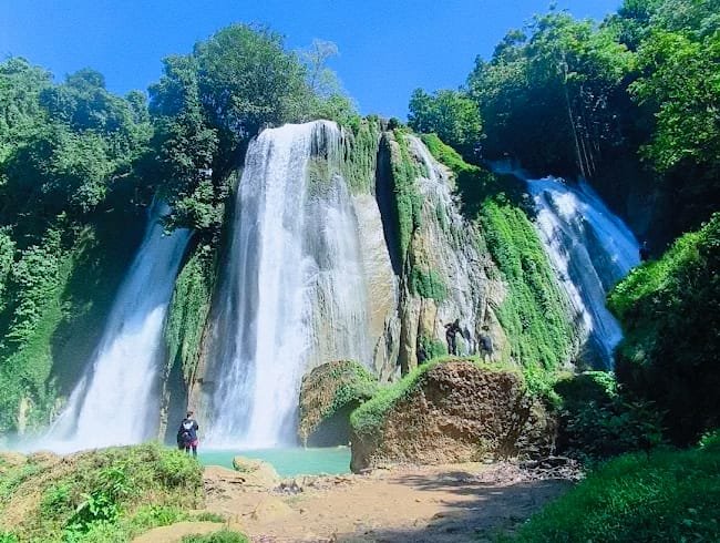 Tersembunyi di Sukabumi, Air Terjun Ini Bikin Kamu Serasa Masuk Dunia Lain