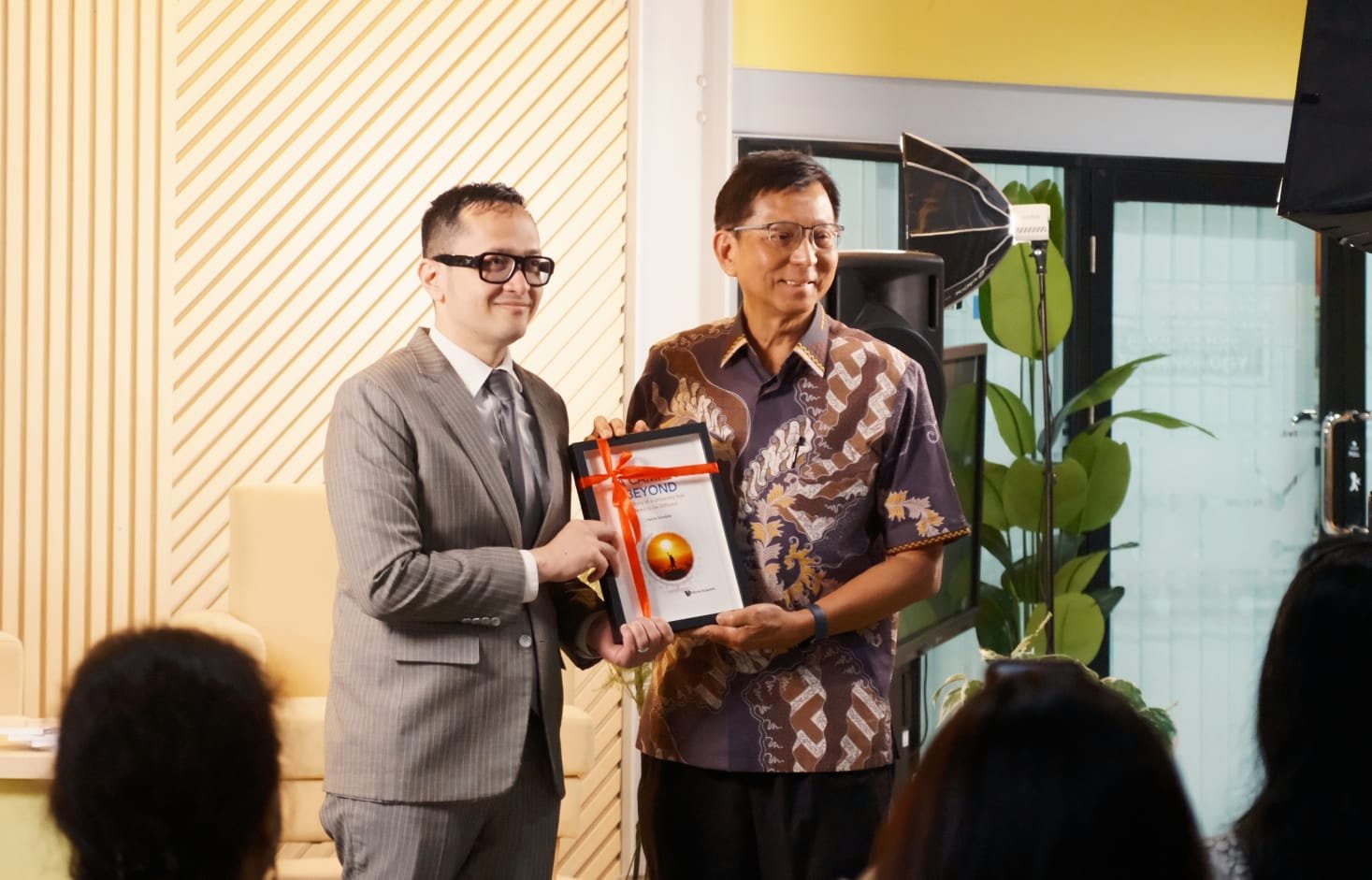 Kampus Meretas Batas: Strategi President University Cetak Lulusan Siap Dunia Kerja