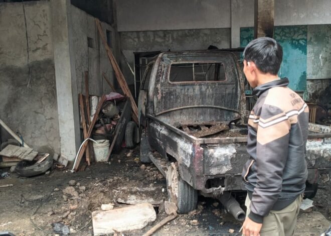 Pick Up Hangus di Bogor, Korsleting Saat Isi BBM Diduga Jadi Penyebab