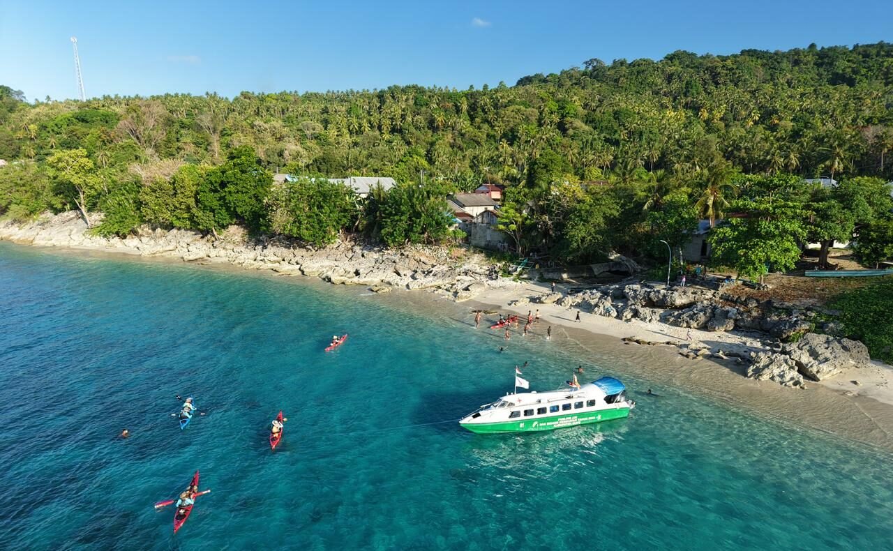 Rediscover Buru Moving Forward, Gerakan Konservasi Laut dan Pemberdayaan Perempuan Pesisir