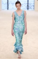 fashion viral, tren fashion 2026, chanel, runway fashion, desain unik