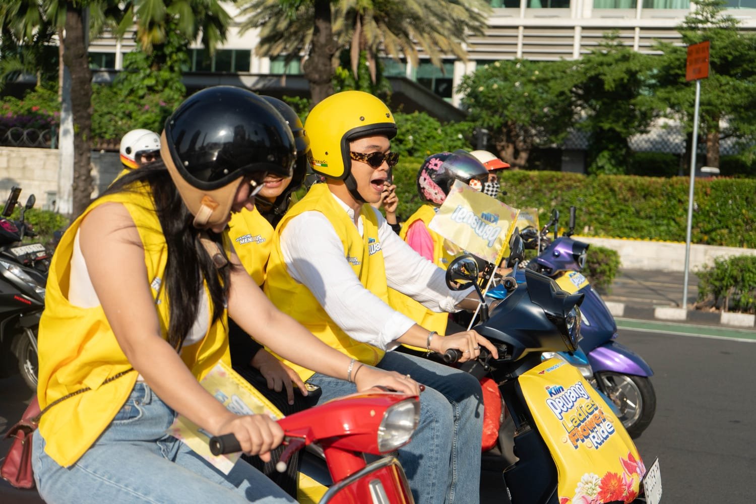 SoKlin Ajak Ribuan Riders Perempuan Tetap Segar di Tengah Cuaca Panas