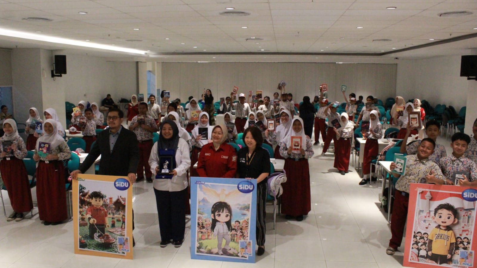 Perkuat Budaya Literasi Sejak Dini, SiDU dan Perpusnas RI Gelar “Ayo Menulis”