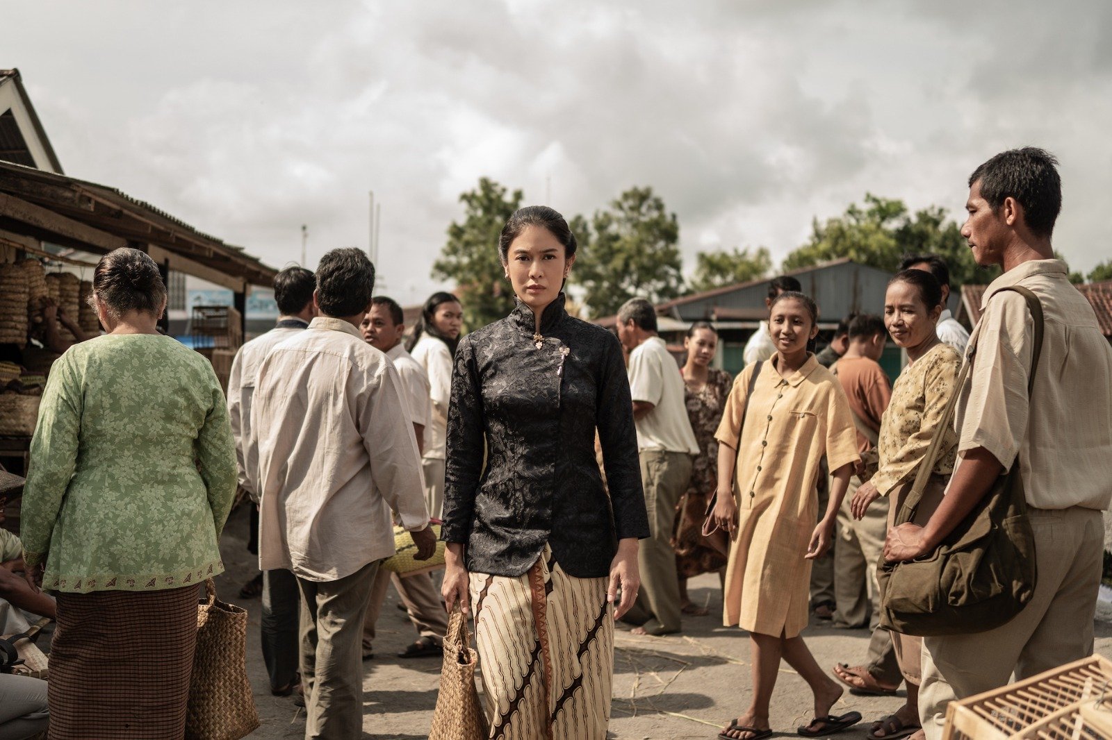 Dari Gadis Kretek hingga Abadi Nan Jaya, Konten Indonesia Makin Bersinar di Netflix Global