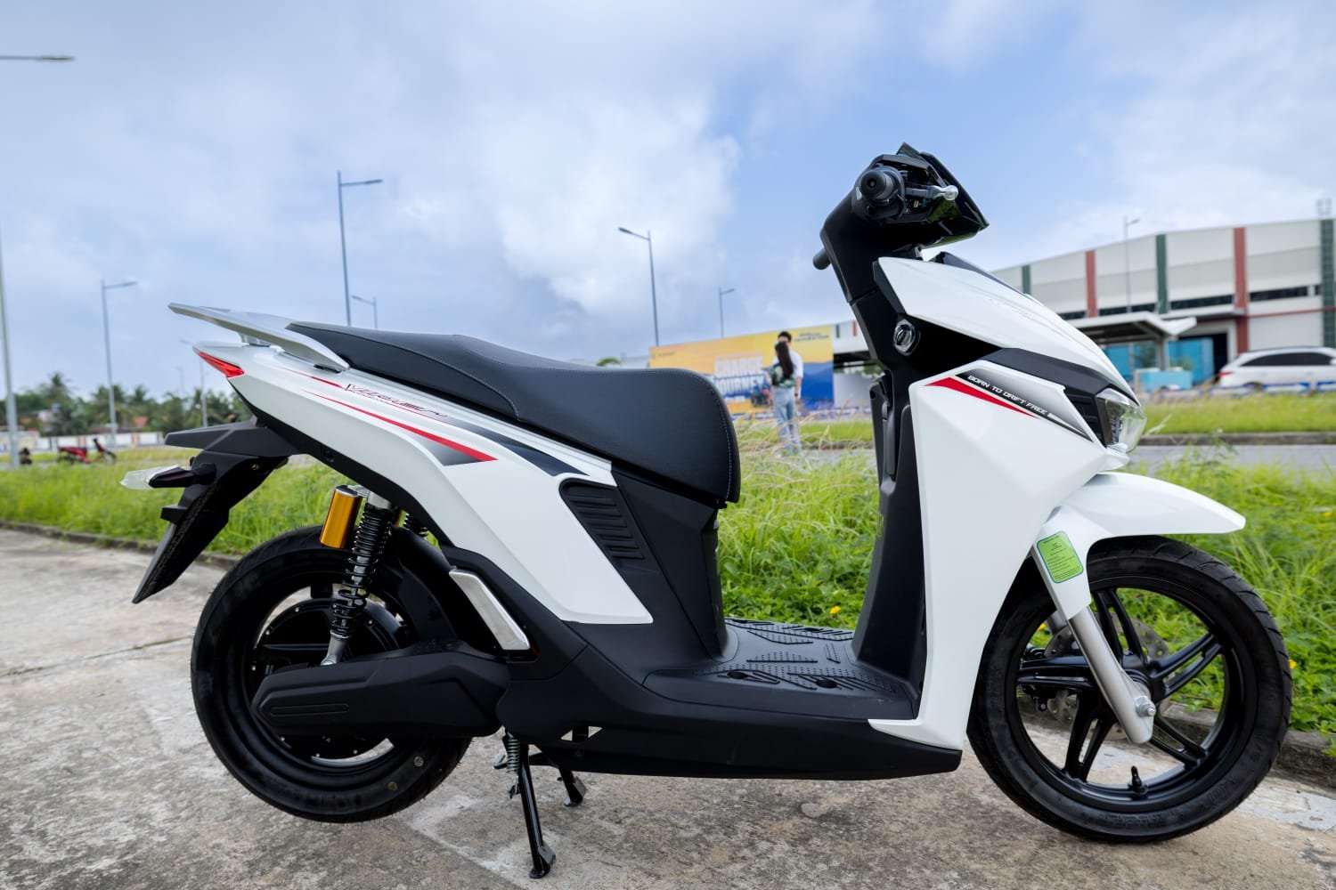 VinFast Luncurkan Tiga E-Scooter Modern dengan Battery Swapping, Siap Ramaikan Pasar Indonesia