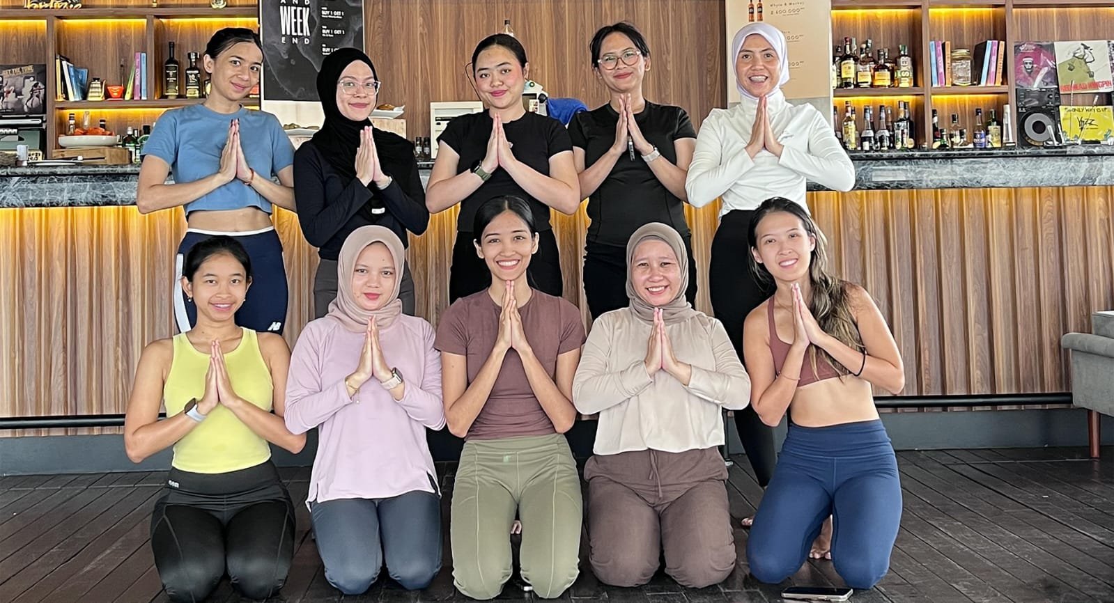 ARTOTEL Thamrin Jakarta Hadirkan Morning Yoga Flow Bersama Moksha Wellness