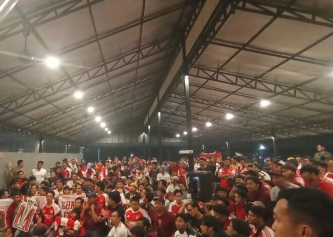 Setelah 22 Tahun Menunggu, Arsenal Akhirnya Angkat Trofi Premier League Lagi