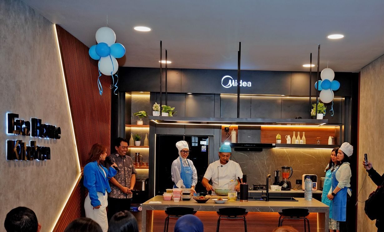 Cari Peralatan Dapur Modern? Midea Kini Hadirkan Kitchen Pro Shop di Gading Serpong