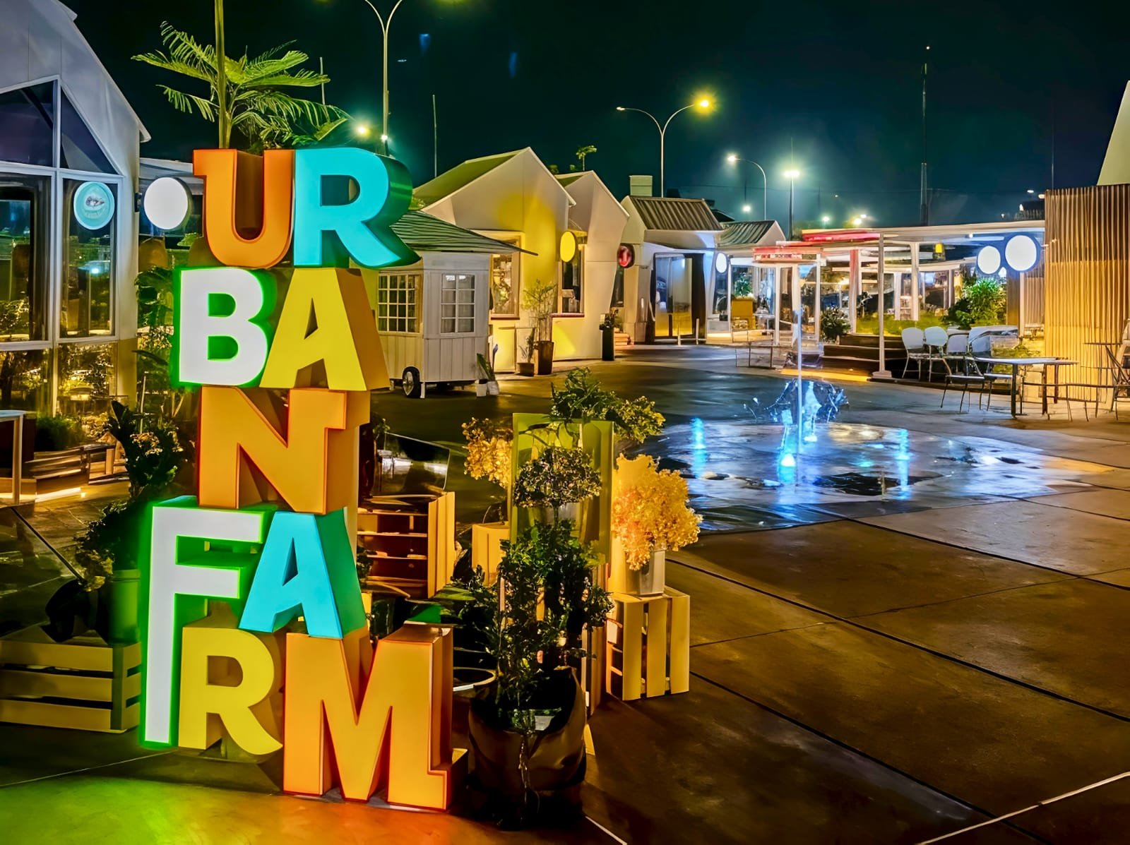 Lagi Viral! Urban Farm PIK Jadi Tempat Favorit Anak Muda Cari Sunset dan Kuliner Outdoor