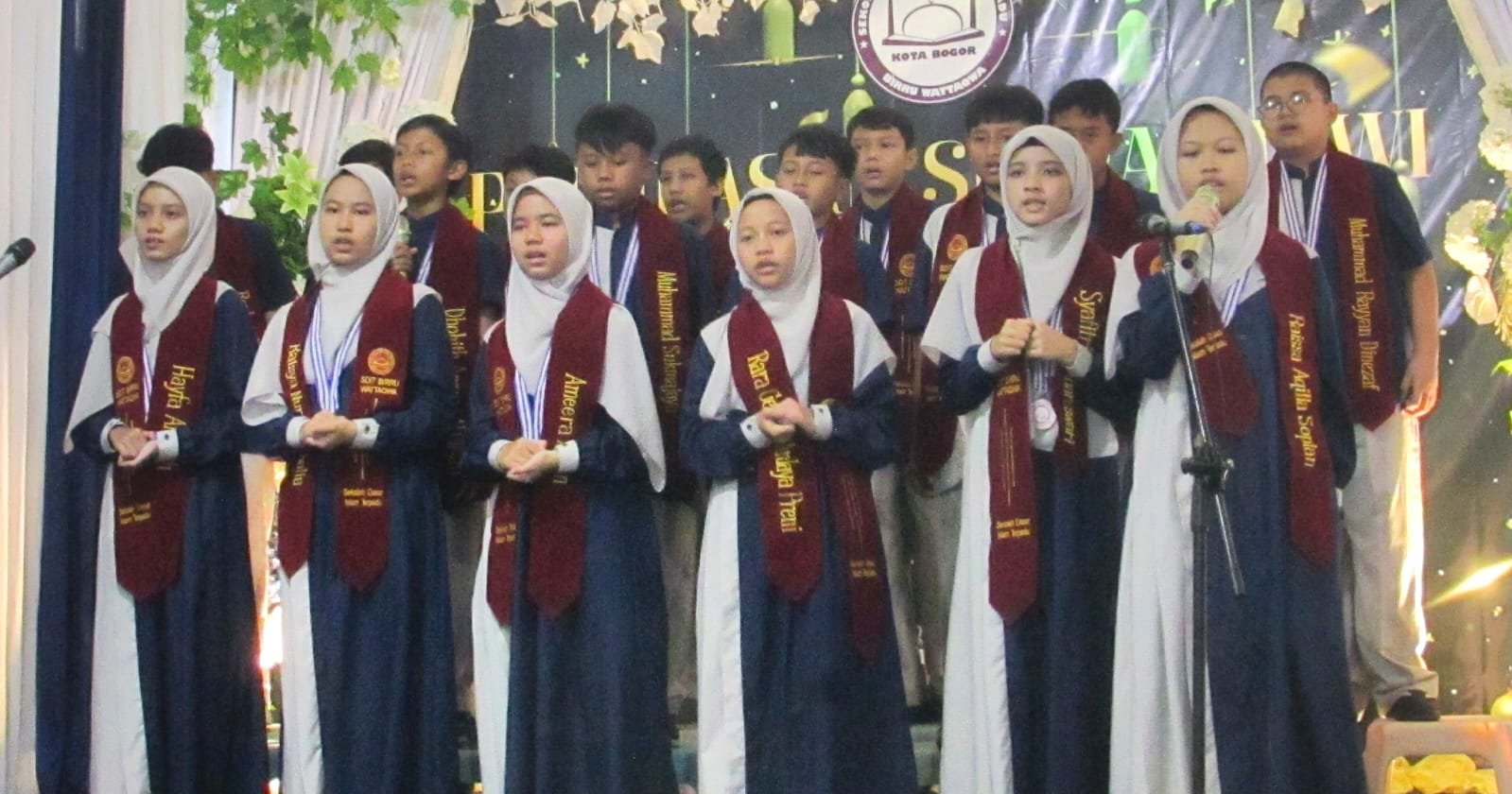 Prosesi Sungkeman Jadi Momen Mengharukan Pelepasan Siswa SDIT Birru Wattaqwa