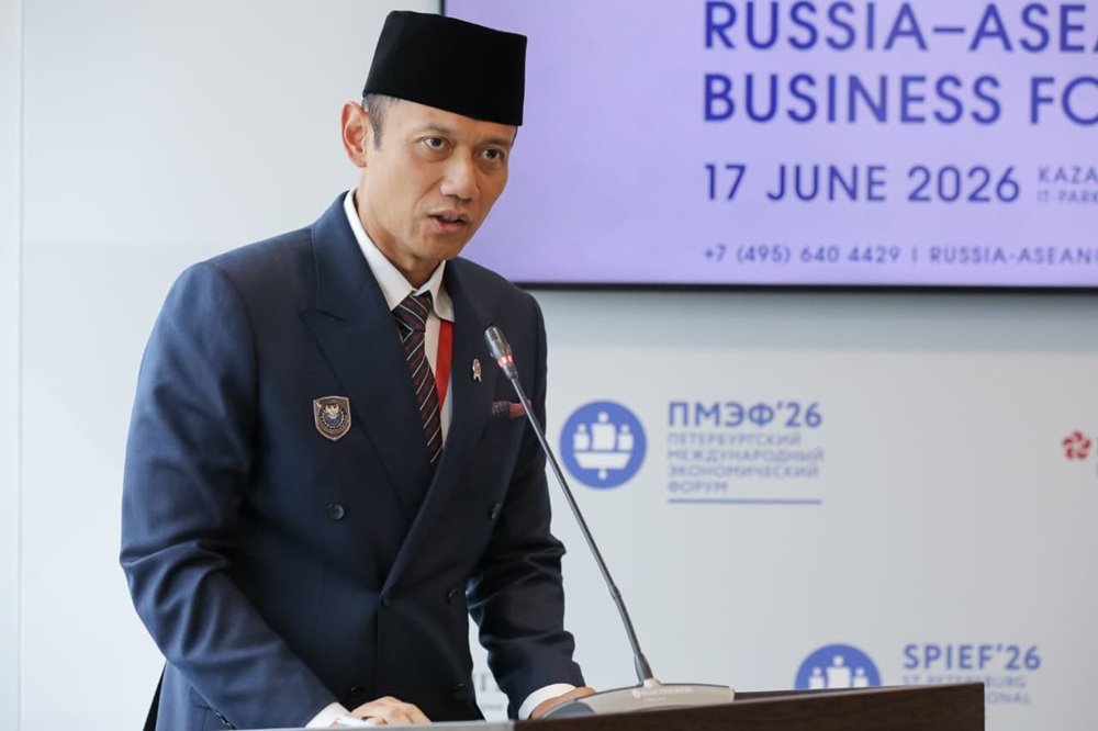 Di Forum SPIEF 2026, AHY Tawarkan Kerja Sama Giant Sea Wall kepada Rusia dan Negara Eurasia