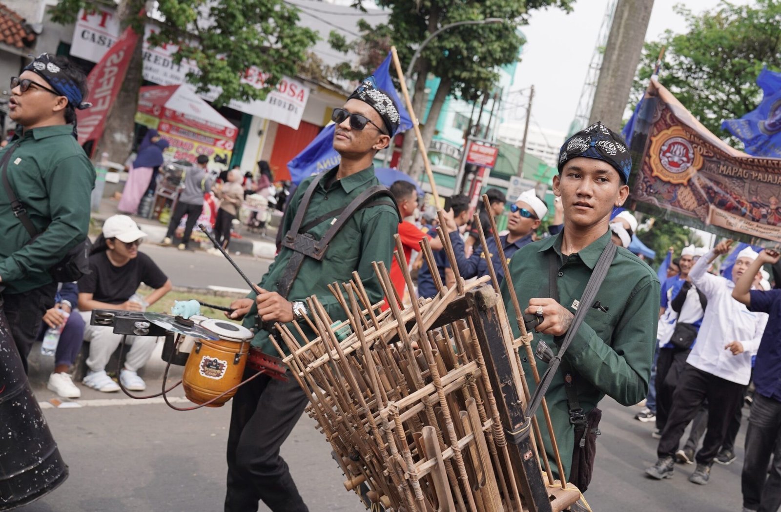 Ribuan Warga Padati Helaran Mapag Pajajaran Anyar, Budaya Bogor Bersatu di HJB 544