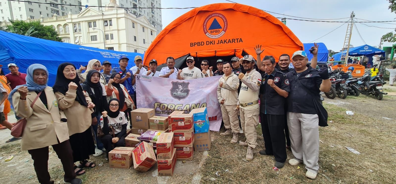 Terinspirasi Pesan Rhoma Irama, FORSA Hadir Bantu Korban Kebakaran di Jakarta Pusat