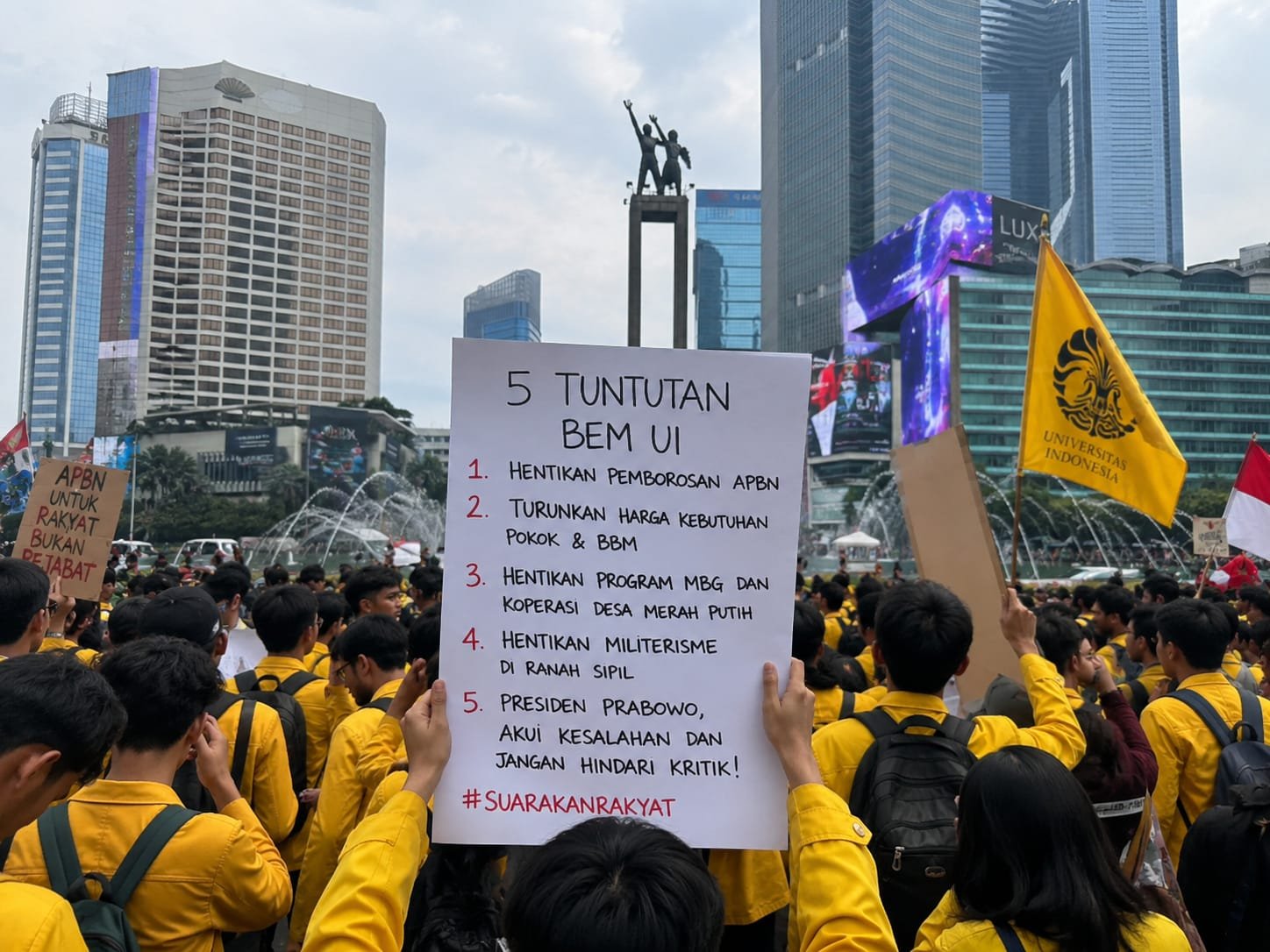 BEM UI Gaungkan Aspirasi Rakyat, Bawa Lima Isu Utama ke Bundaran HI